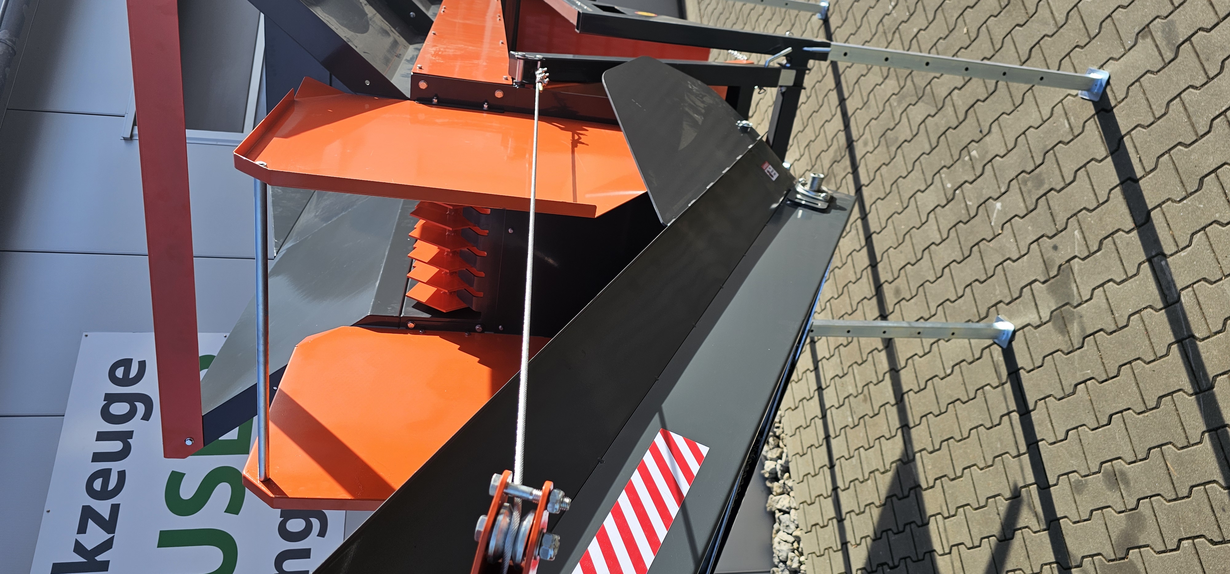 Scheitholzscheibenreiniger