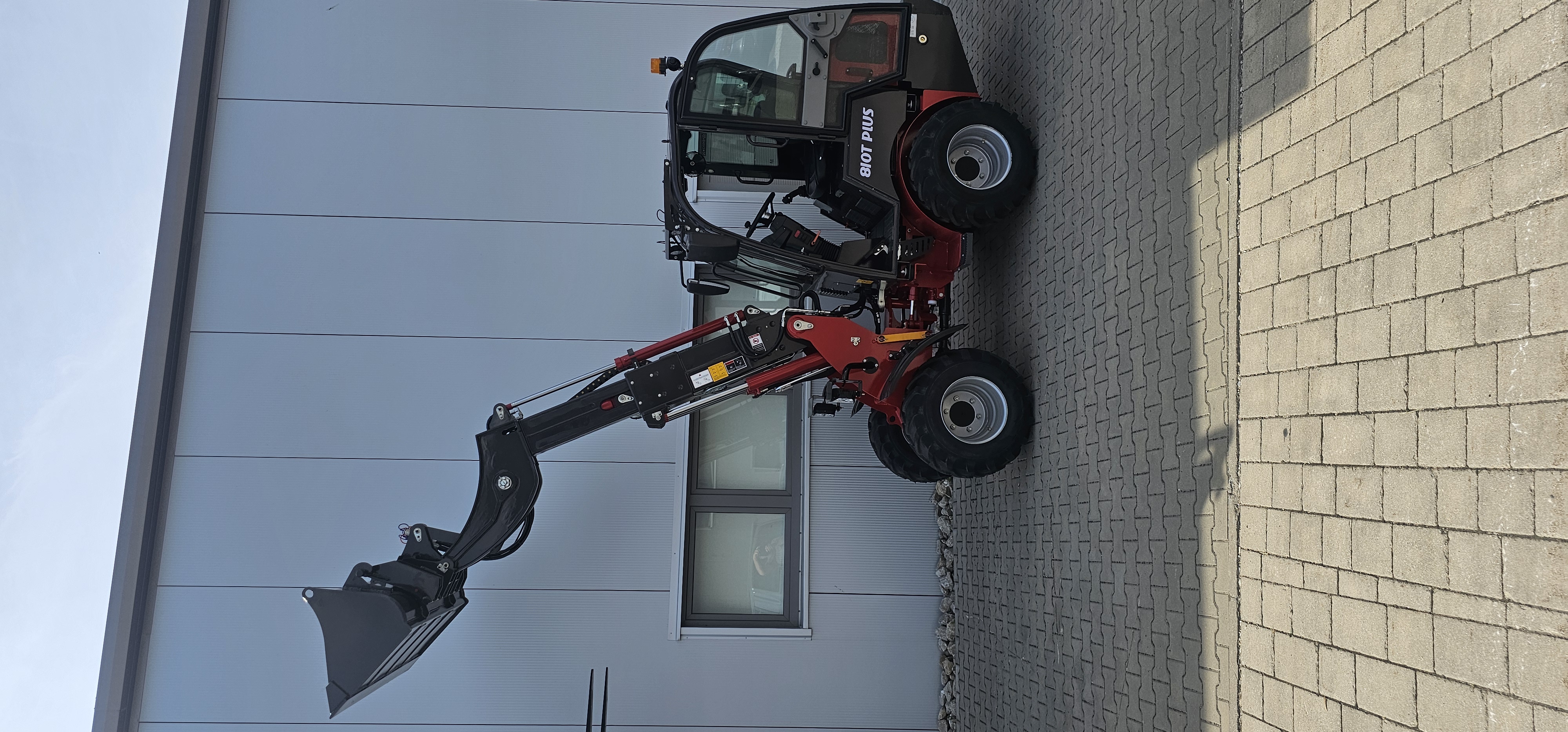 Teleskopradlader 810T Plus