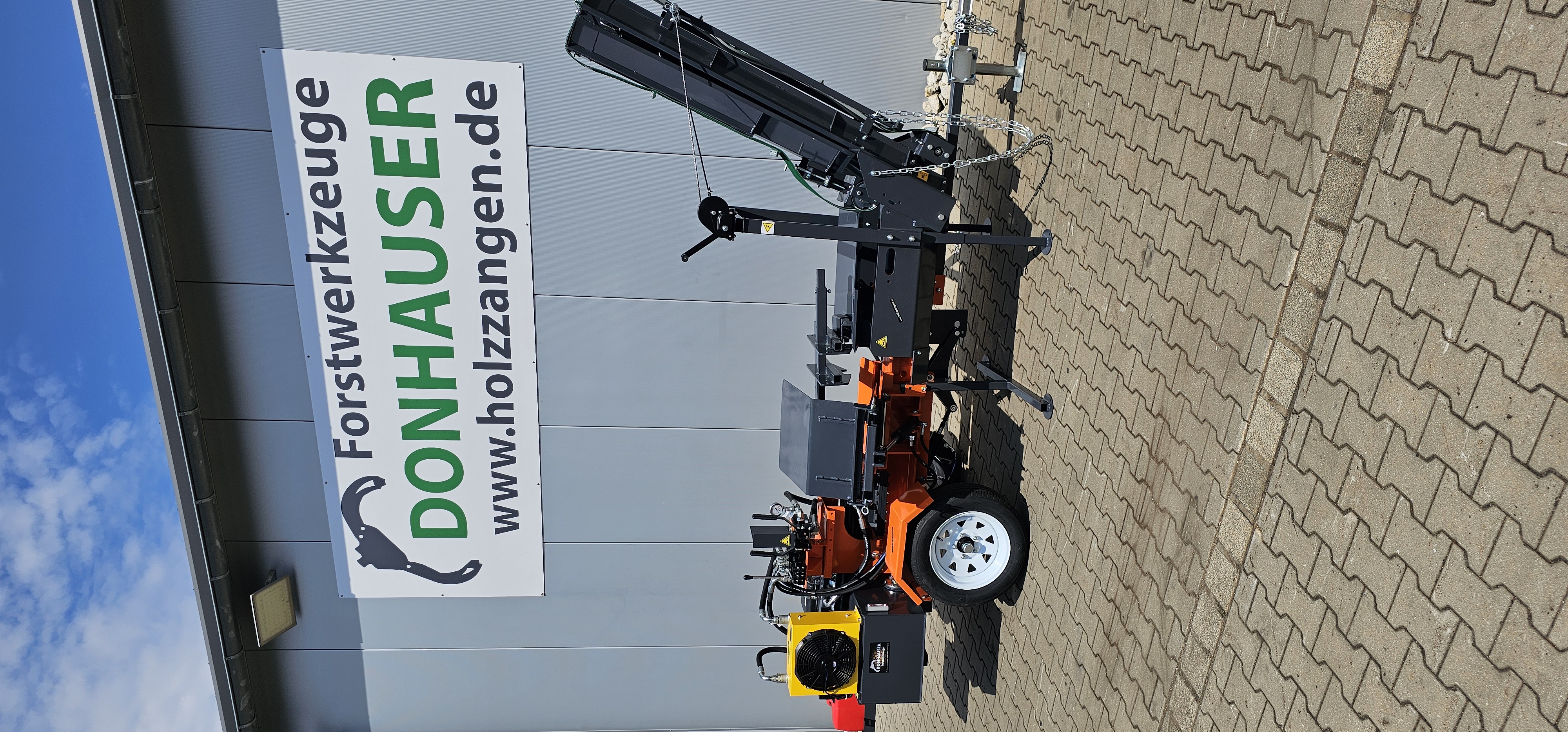 LS37PRO-C Schichtholzspalter mit Benzinmotor und Förderband