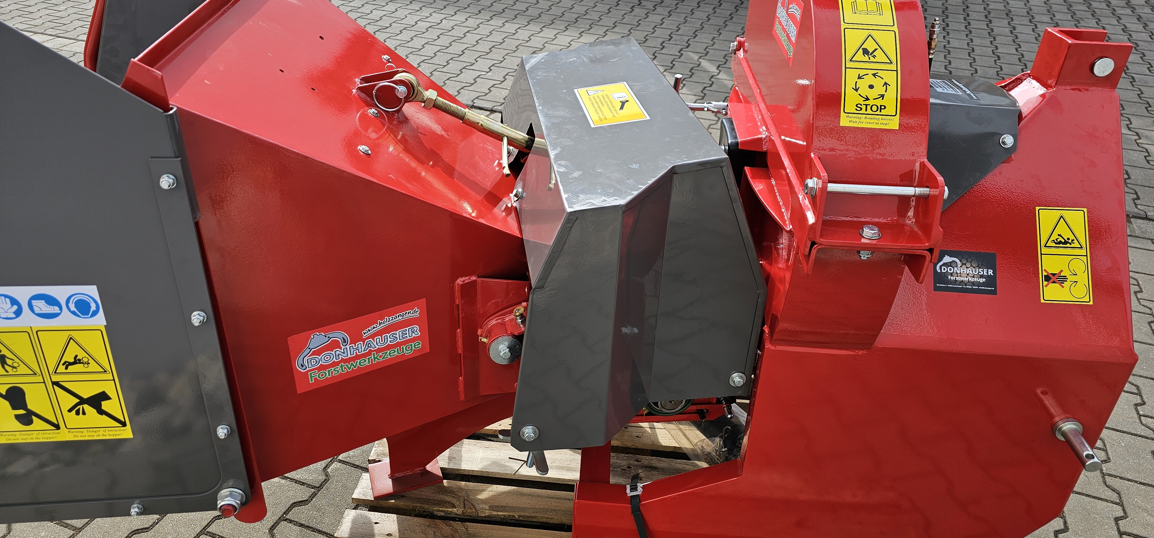 Holzhäcksler mit Zapfwelle BX72RS