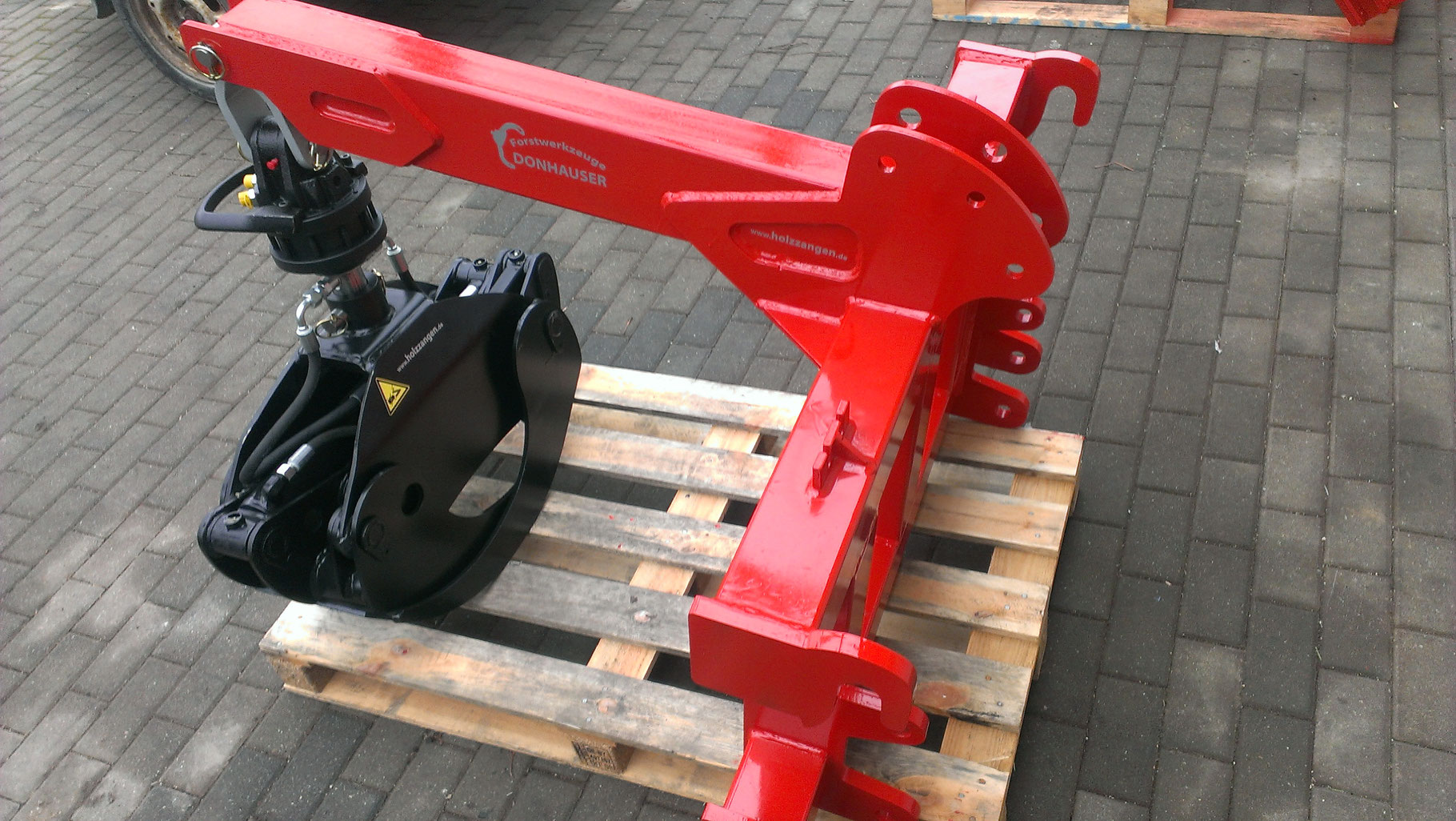 Anbaubock LH100 mit Euro- und Dreipunktaufnahme