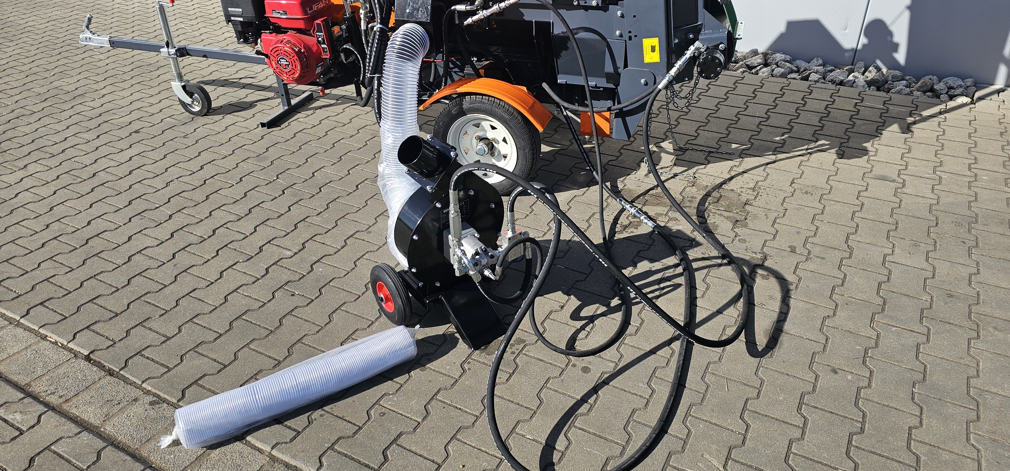 Mobiler Absauger für holzverarbeitende Machinen - Elektrisch