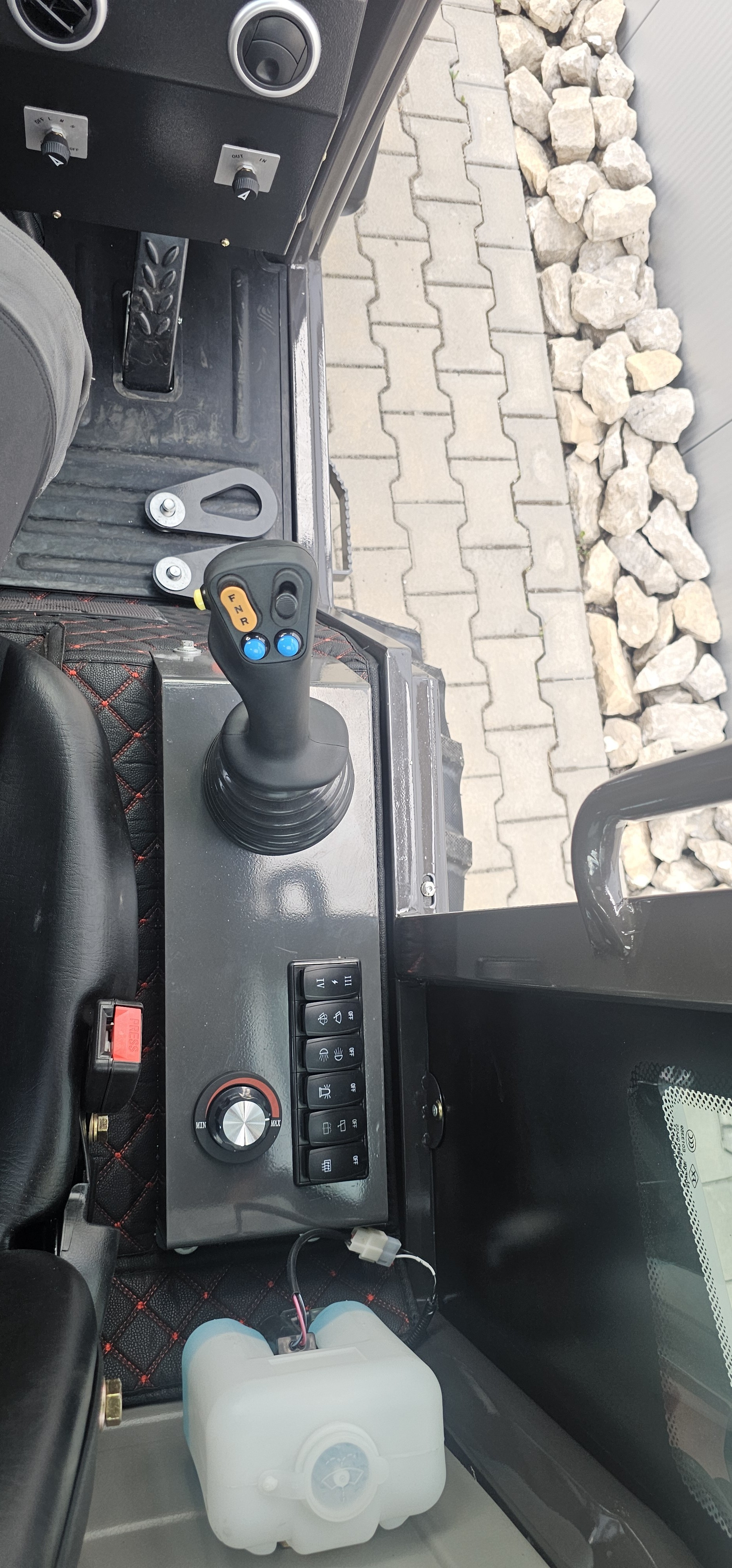 Teleskopradlader 810T Plus