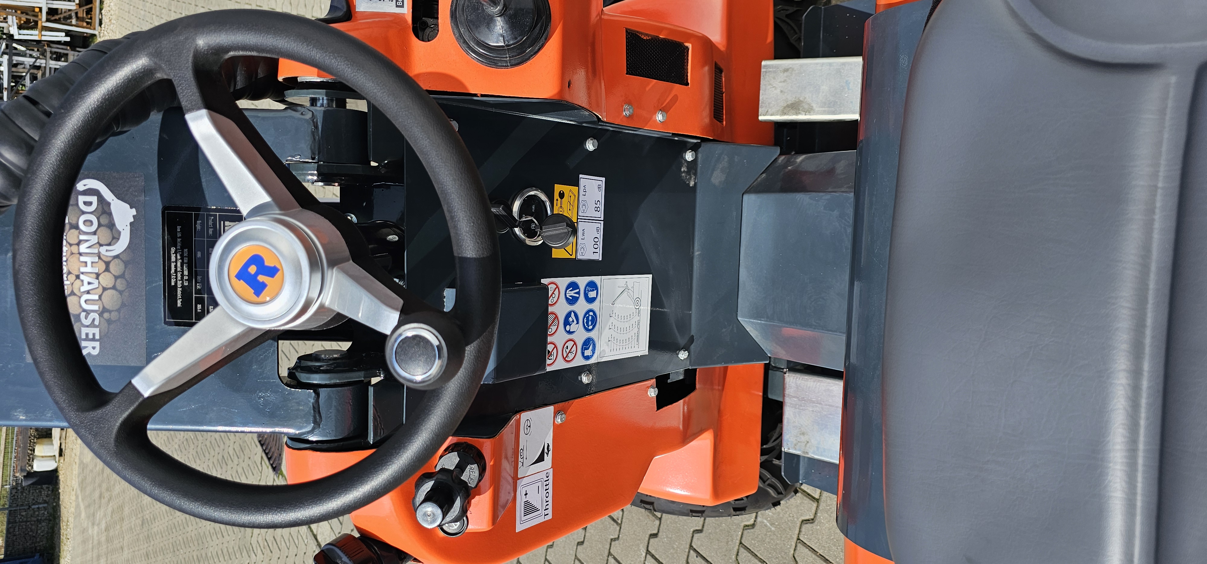 RL300 Dreirad-Minilader