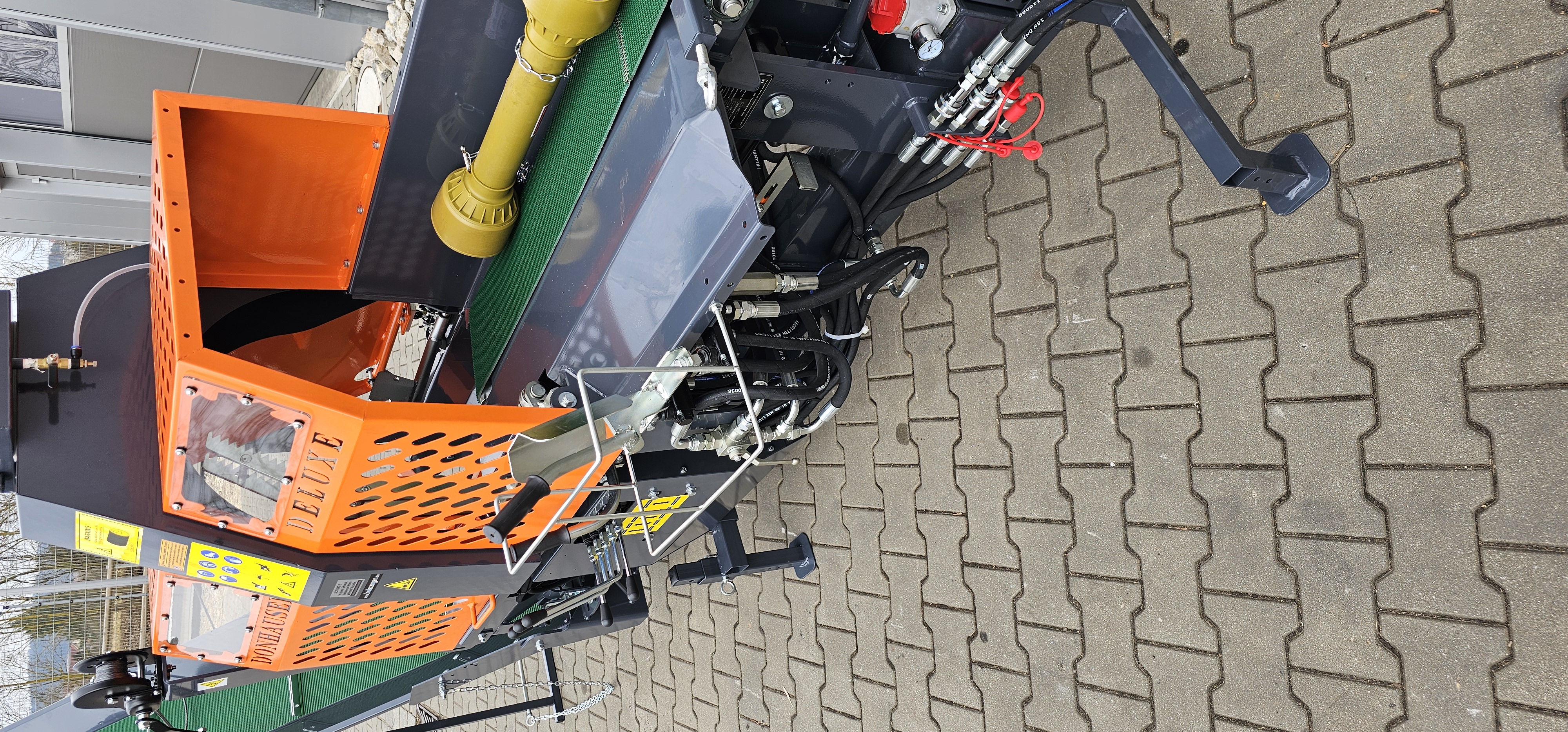 RM7-12 TZA 480 Zapfwellen-Sägespaltautomat Holzspalter