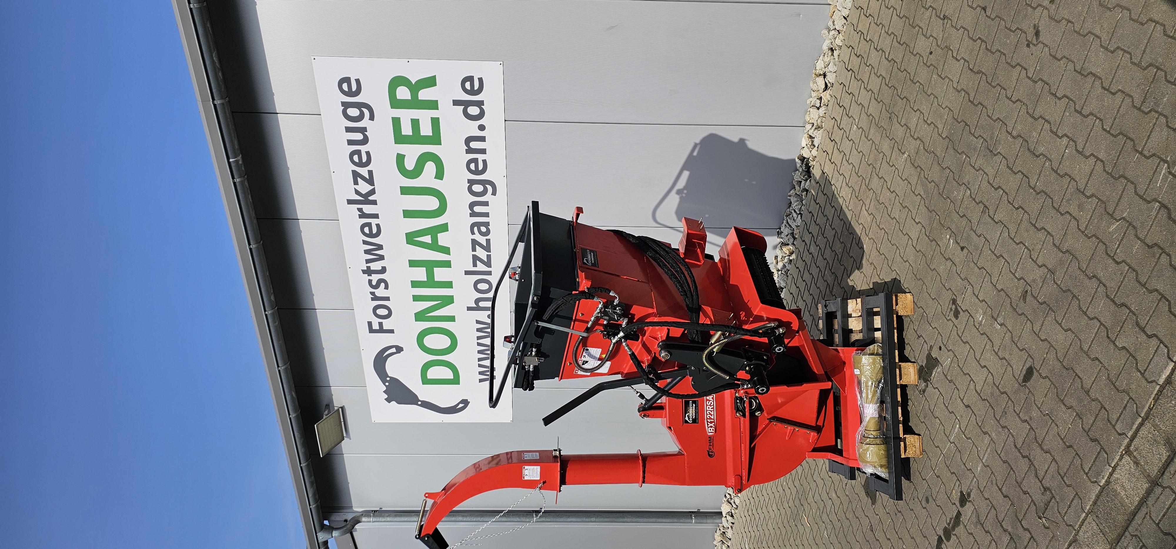 Holzhäcksler mit Zapfwelle BX122RS