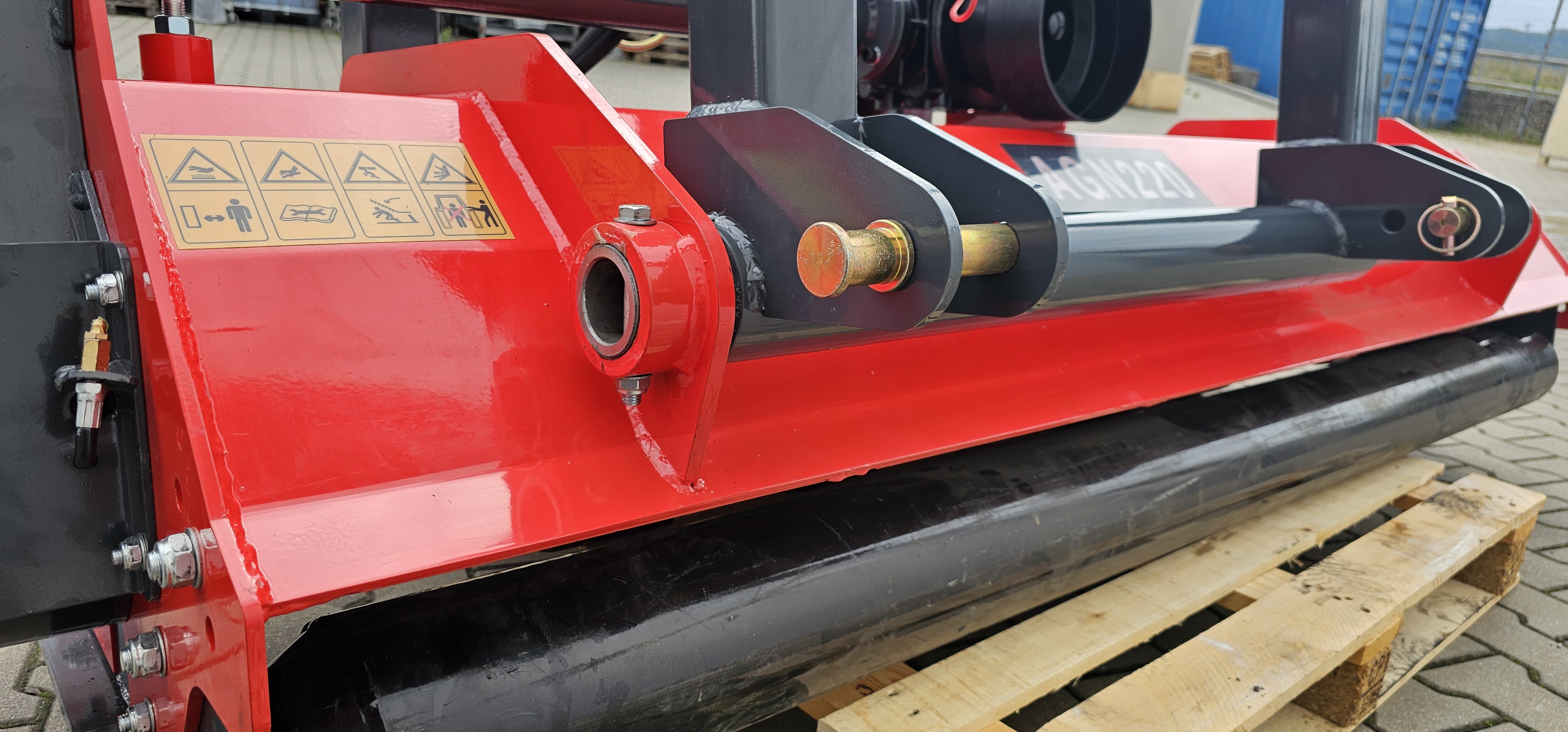 Schlegelmulcher AGN220