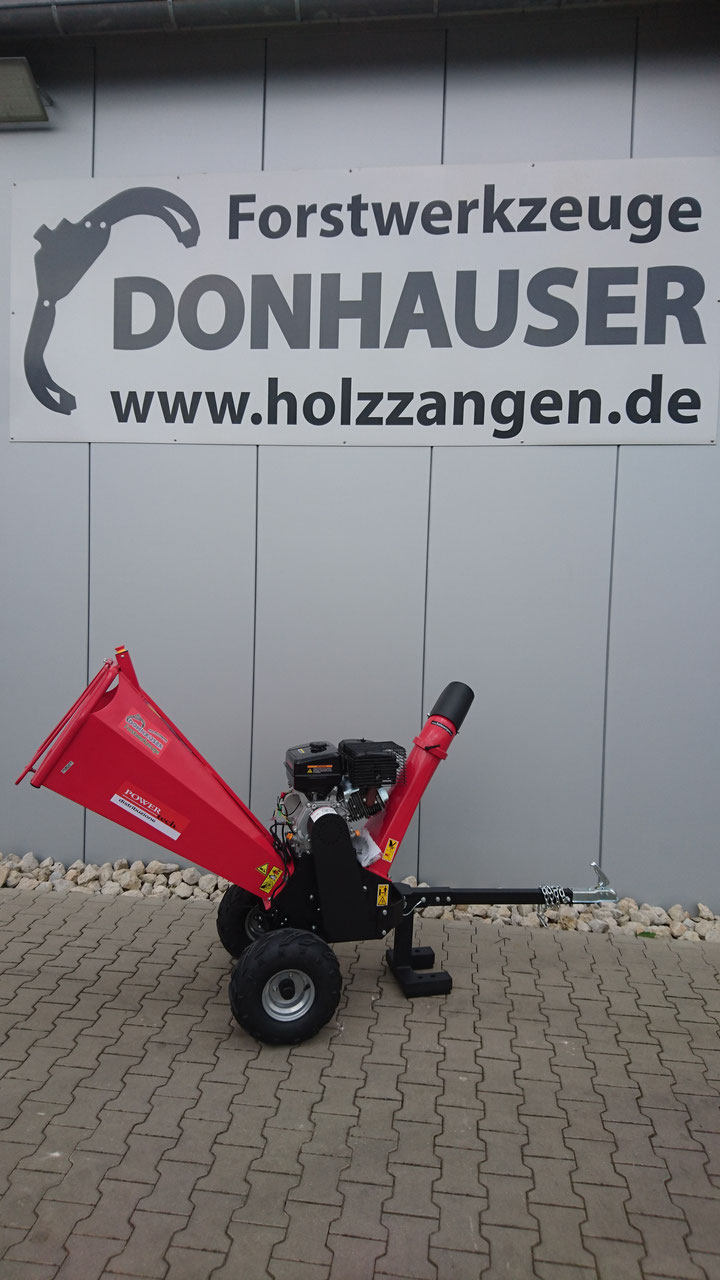 Holzhäcksler Jumbo HD12 mit Benzinmotor