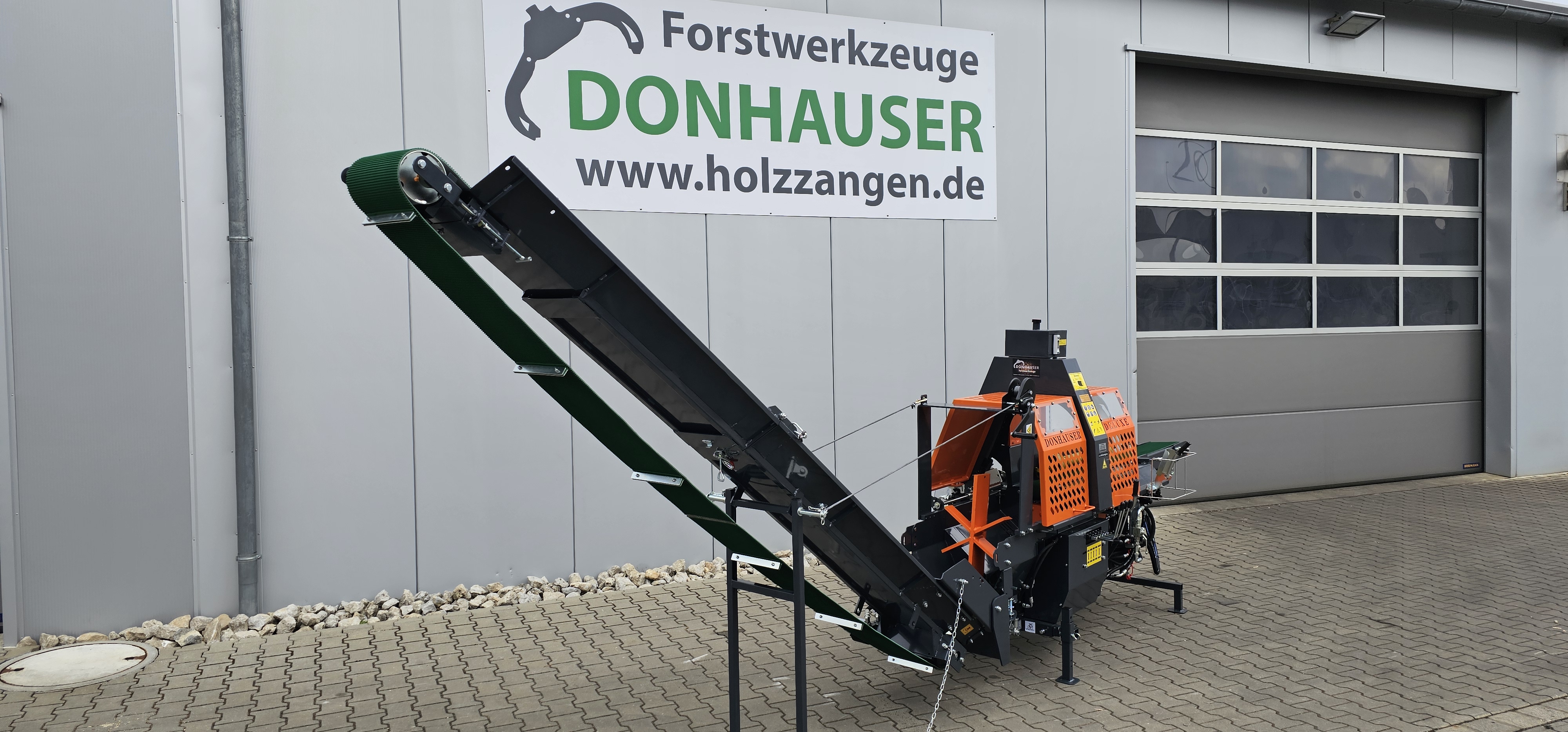RM7-12 TZA 480 Zapfwellen-Sägespaltautomat Holzspalter mit RM2 Querfördertisch inklusive Schlauchpaket