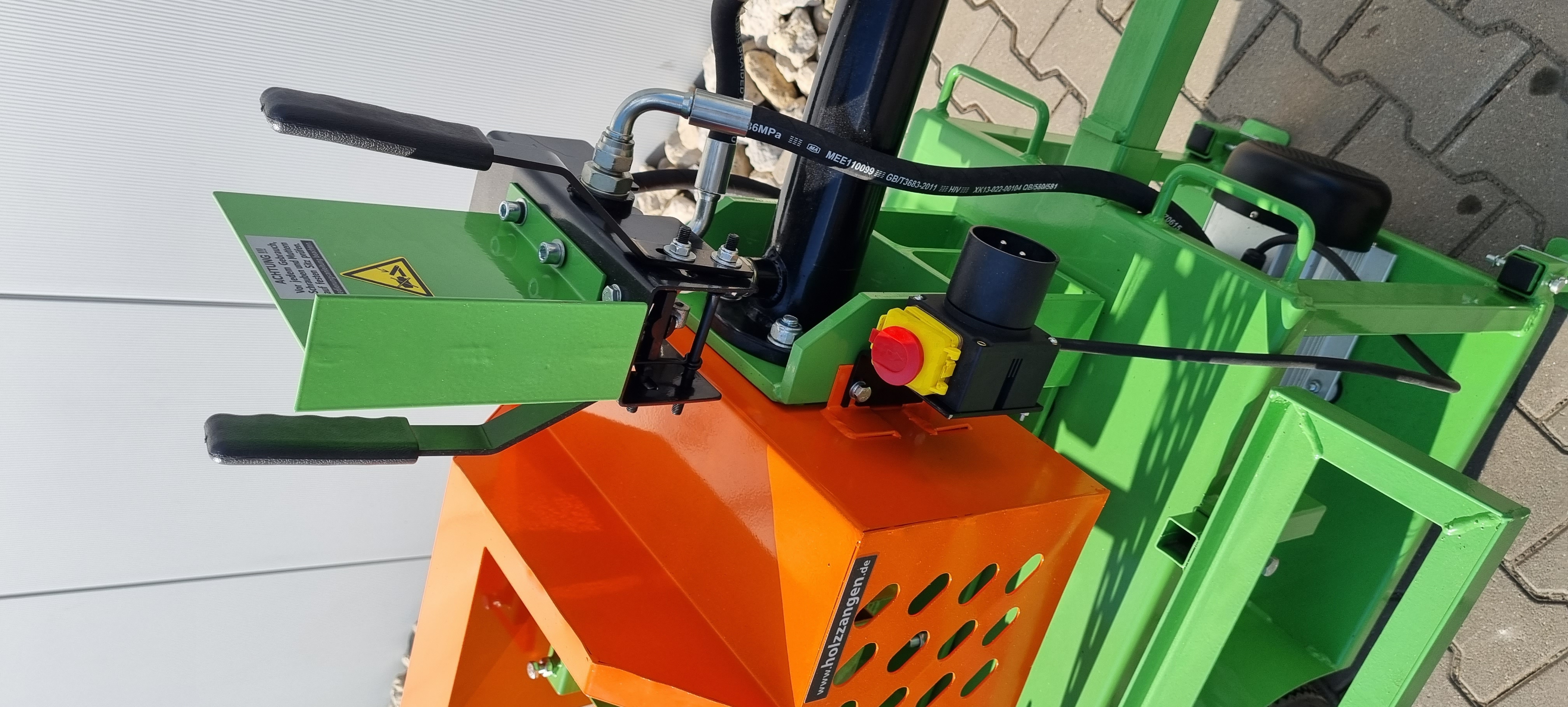 Anzündholzmaschine KLS250E