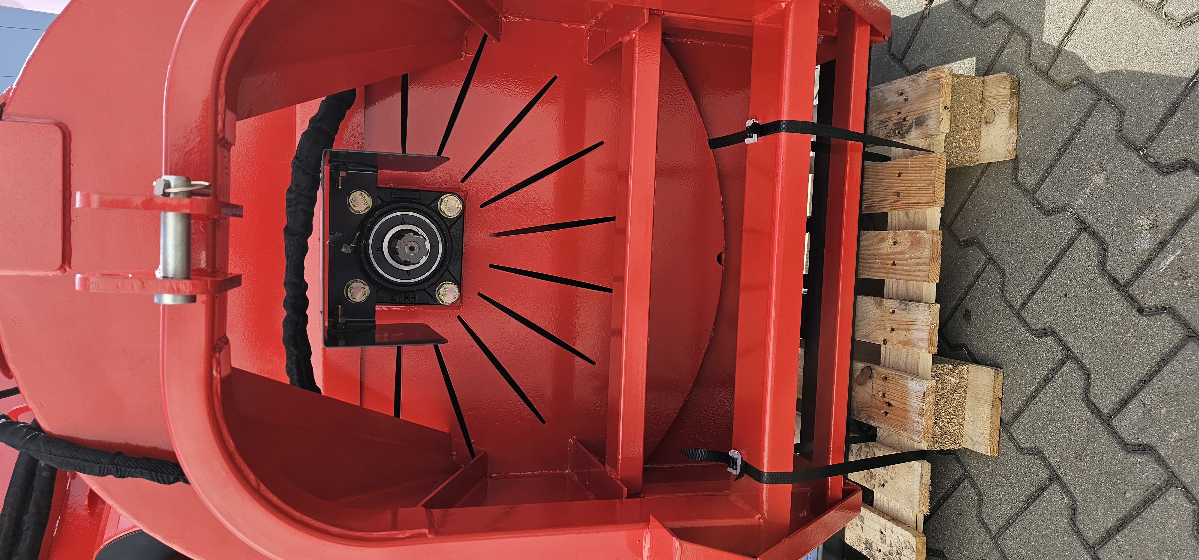 Holzhäcksler mit Zapfwelle BX122RS