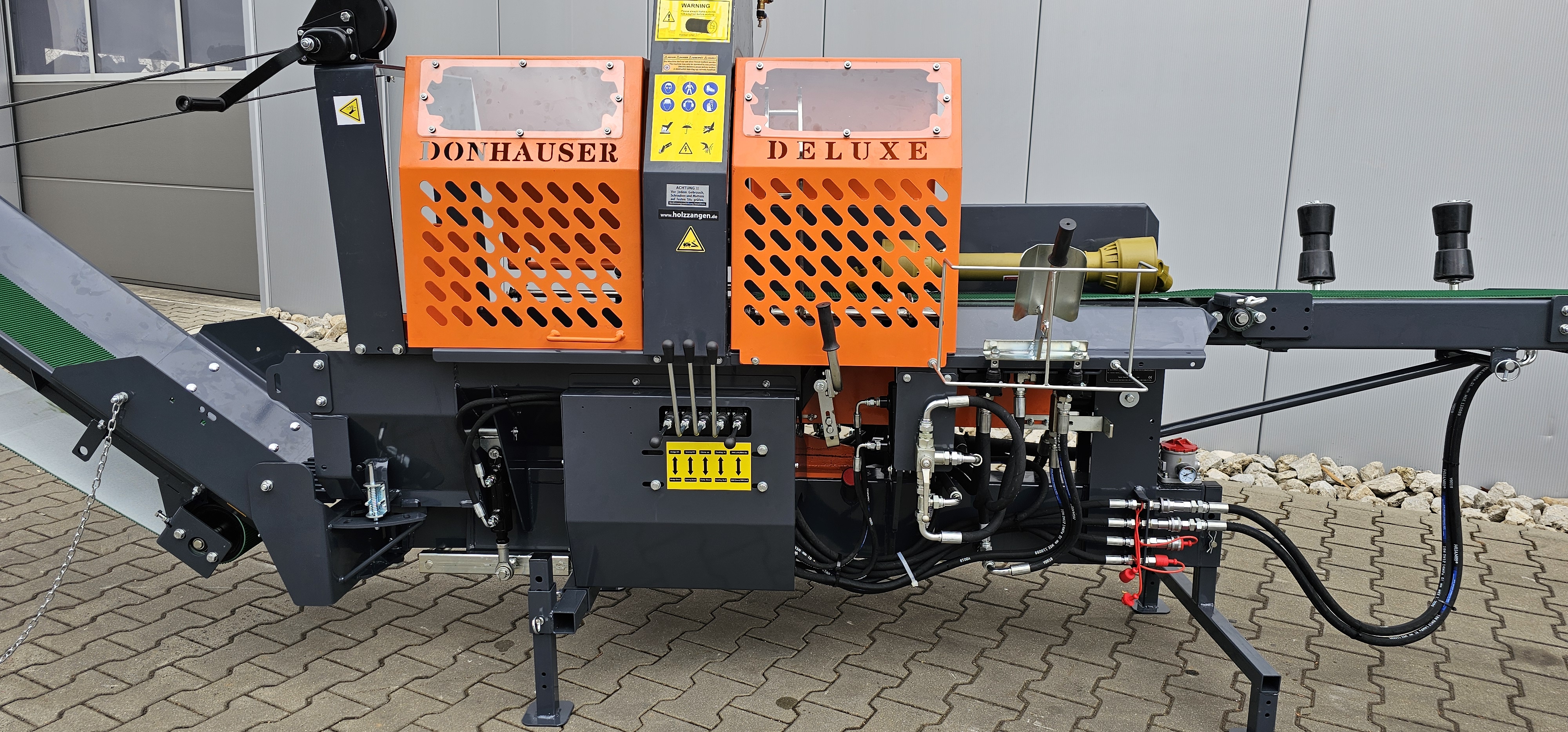 RM7-12 TZA 480 Zapfwellen-Sägespaltautomat Holzspalter