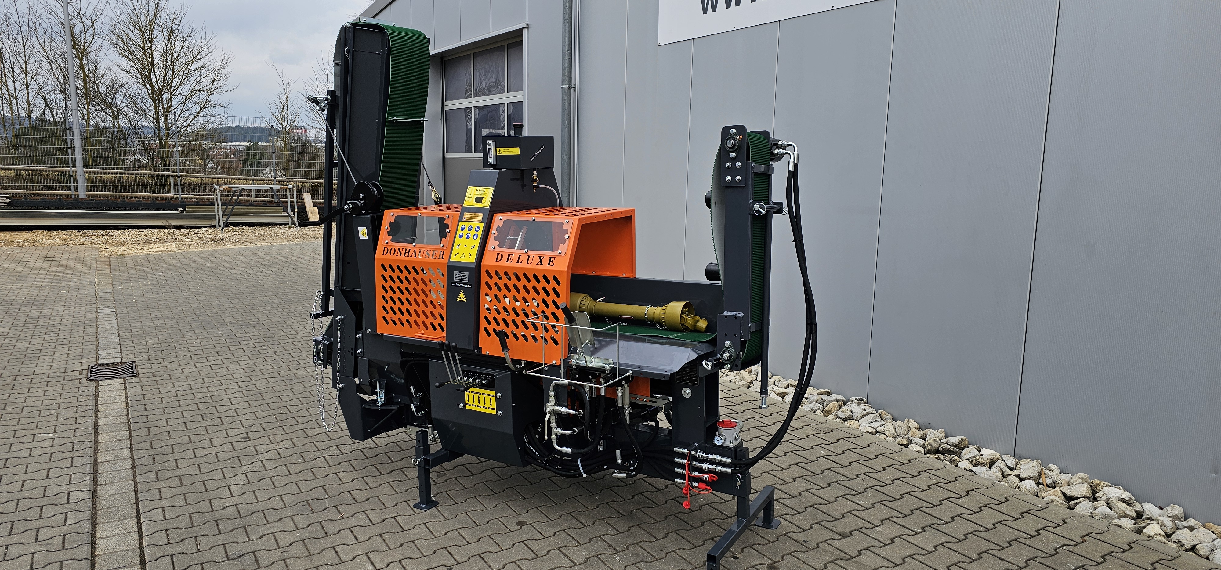 RM7-12 TZA 480 Zapfwellen-Sägespaltautomat Holzspalter