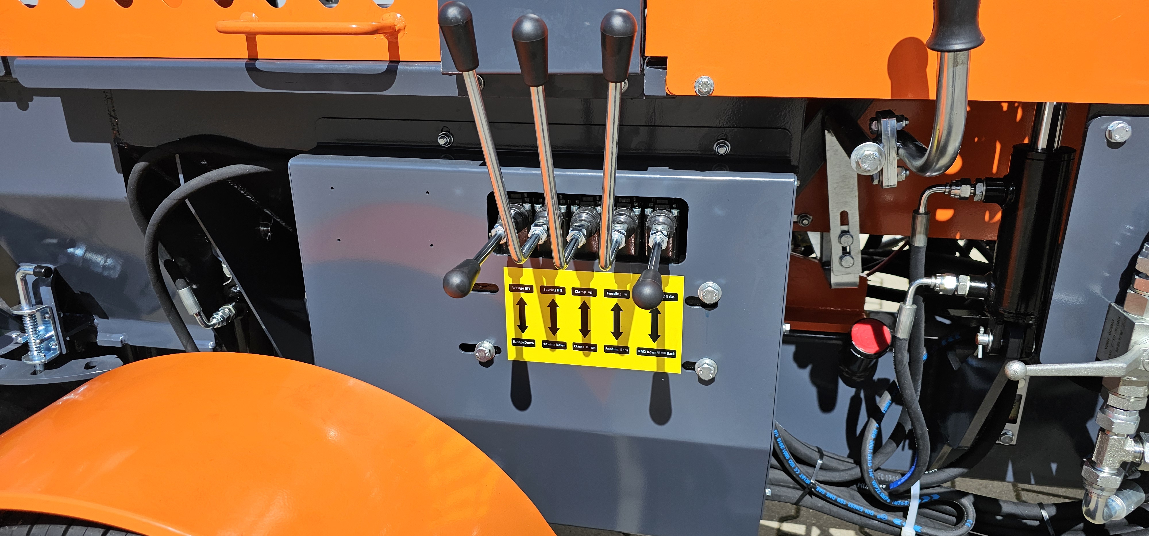 RM7-12 TGA 480 Benzin-Sägespaltautomat Holzspalter Brandneue Version mit gefederter Achse