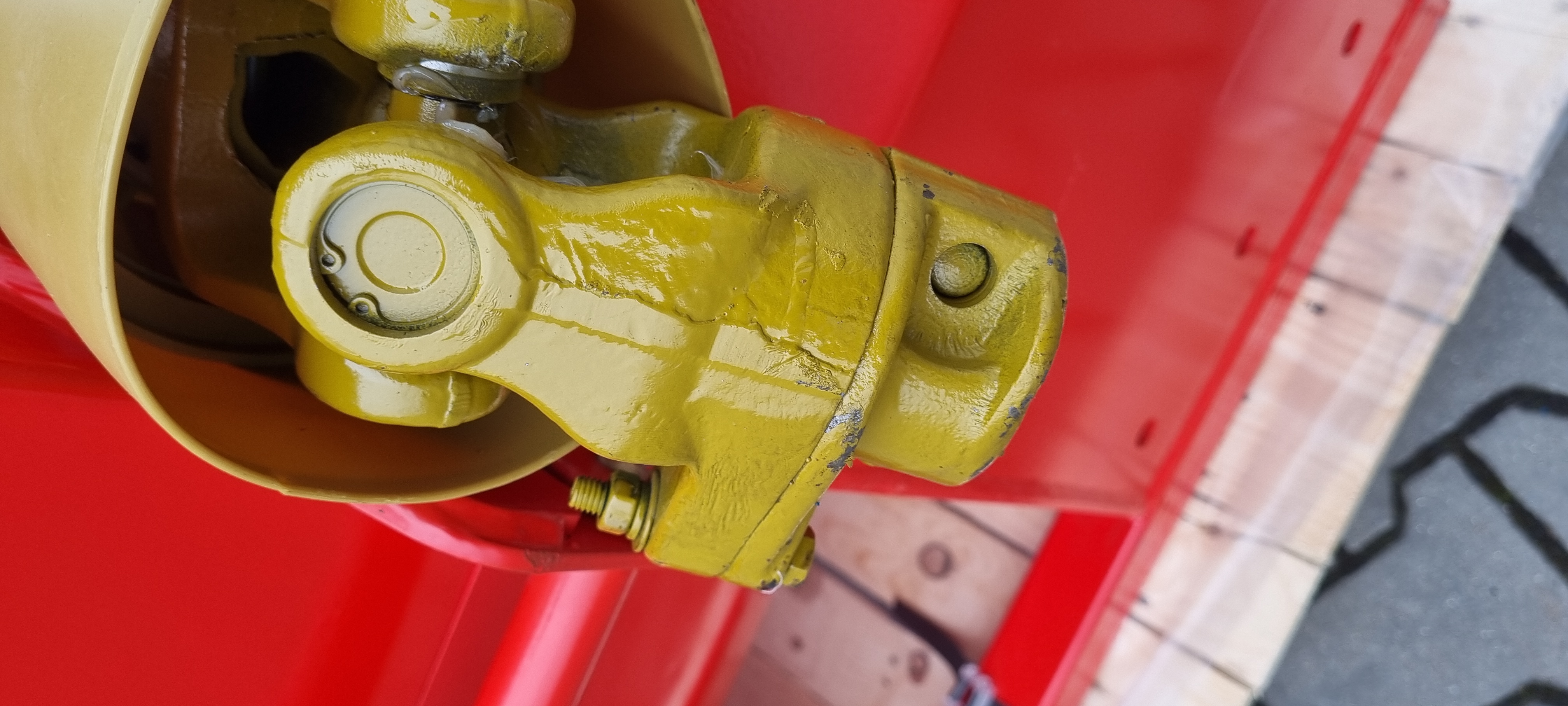 Holzhäcksler DW30 mit Zapfwelle