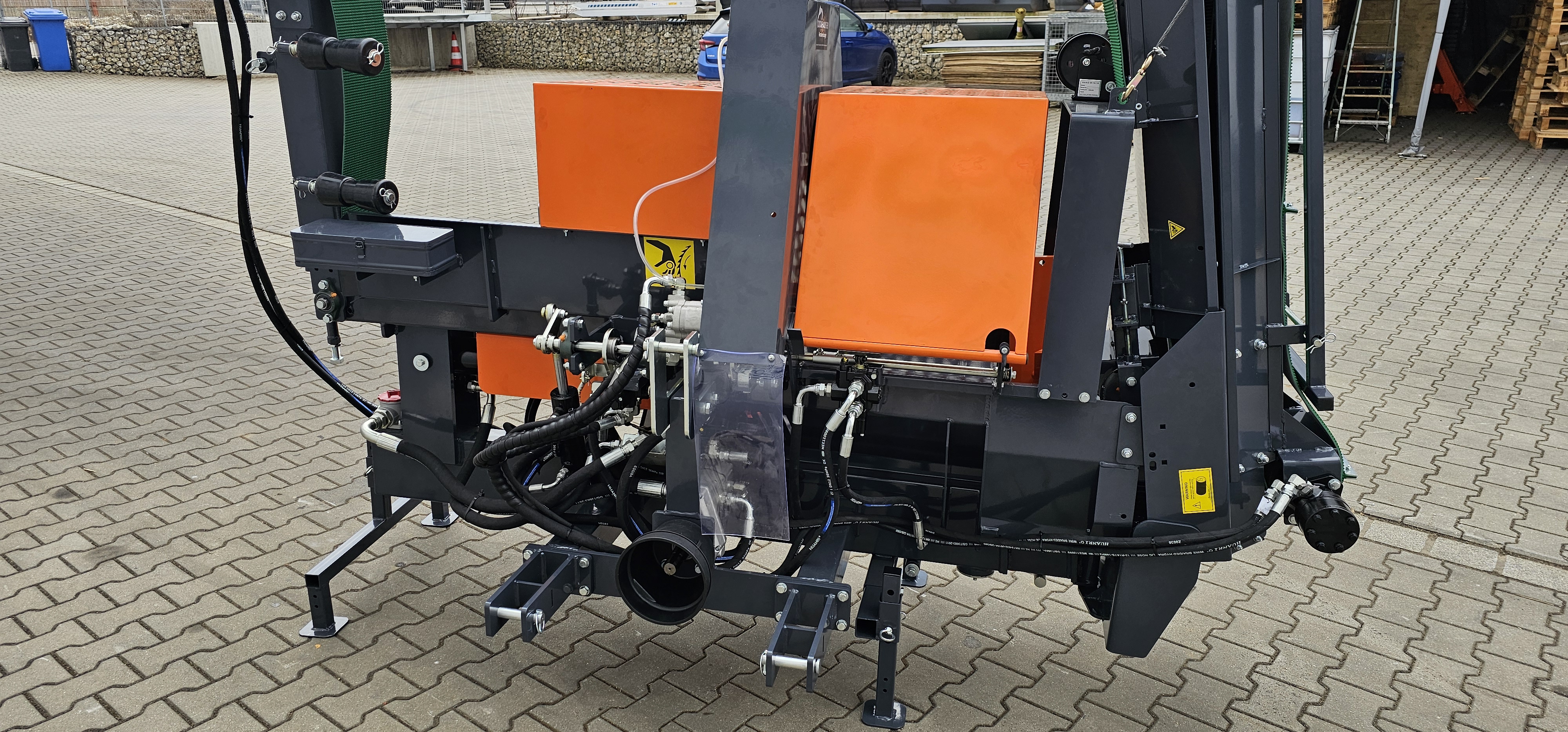 RM7-12 TZA 480 Zapfwellen-Sägespaltautomat Holzspalter