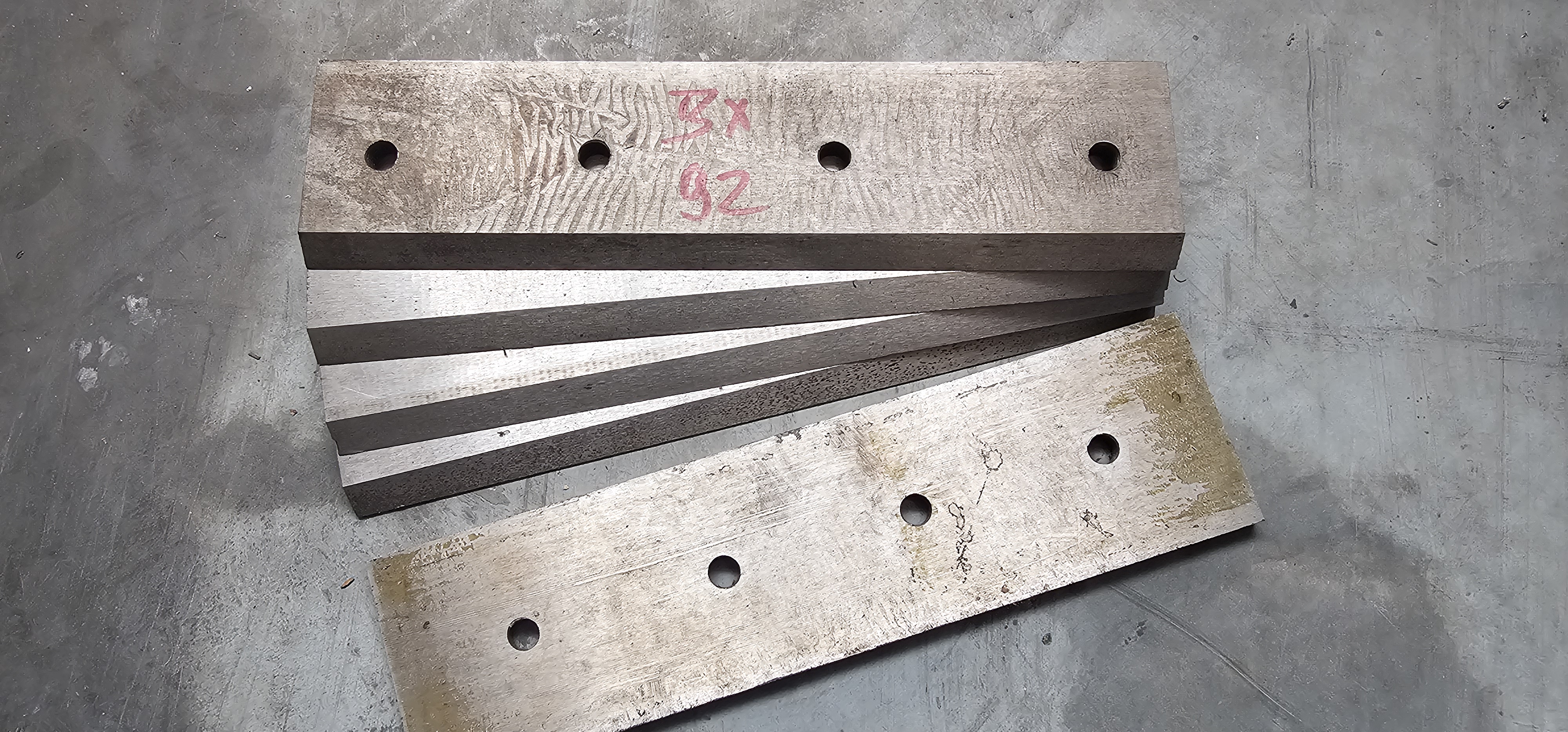 Messersatz für Holzhäcksler BX92RS